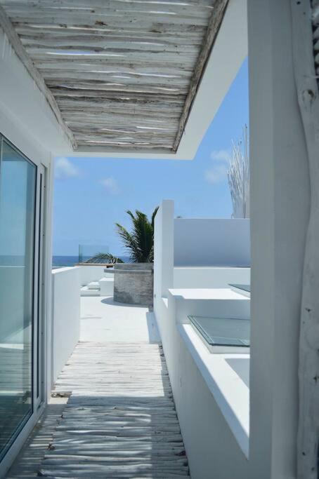 Tulum Beachfront Villa I'Ik By Casa Xuul Tulum Exterior photo
